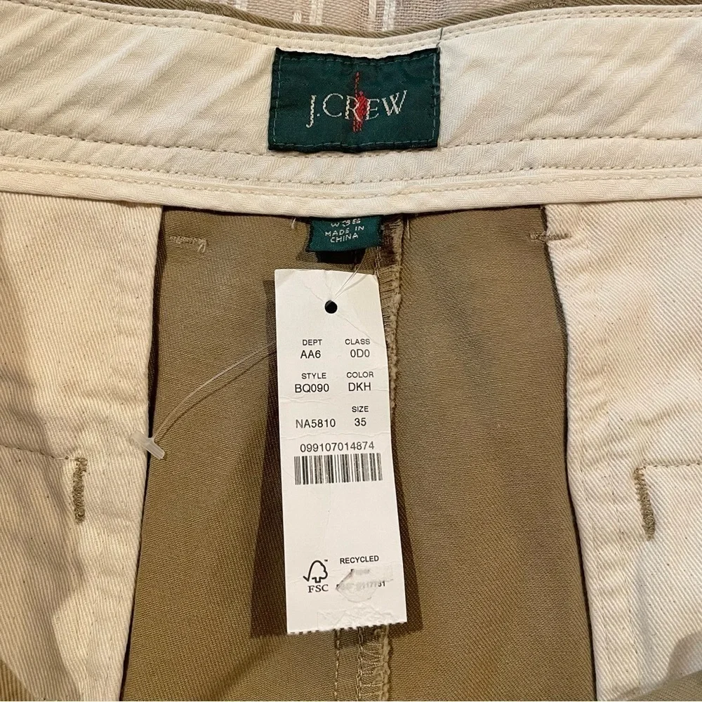 J. Crew Men’s 9'' Relaxed Fit Chino Short With Flower Embroidery in Khaki 35 NWT